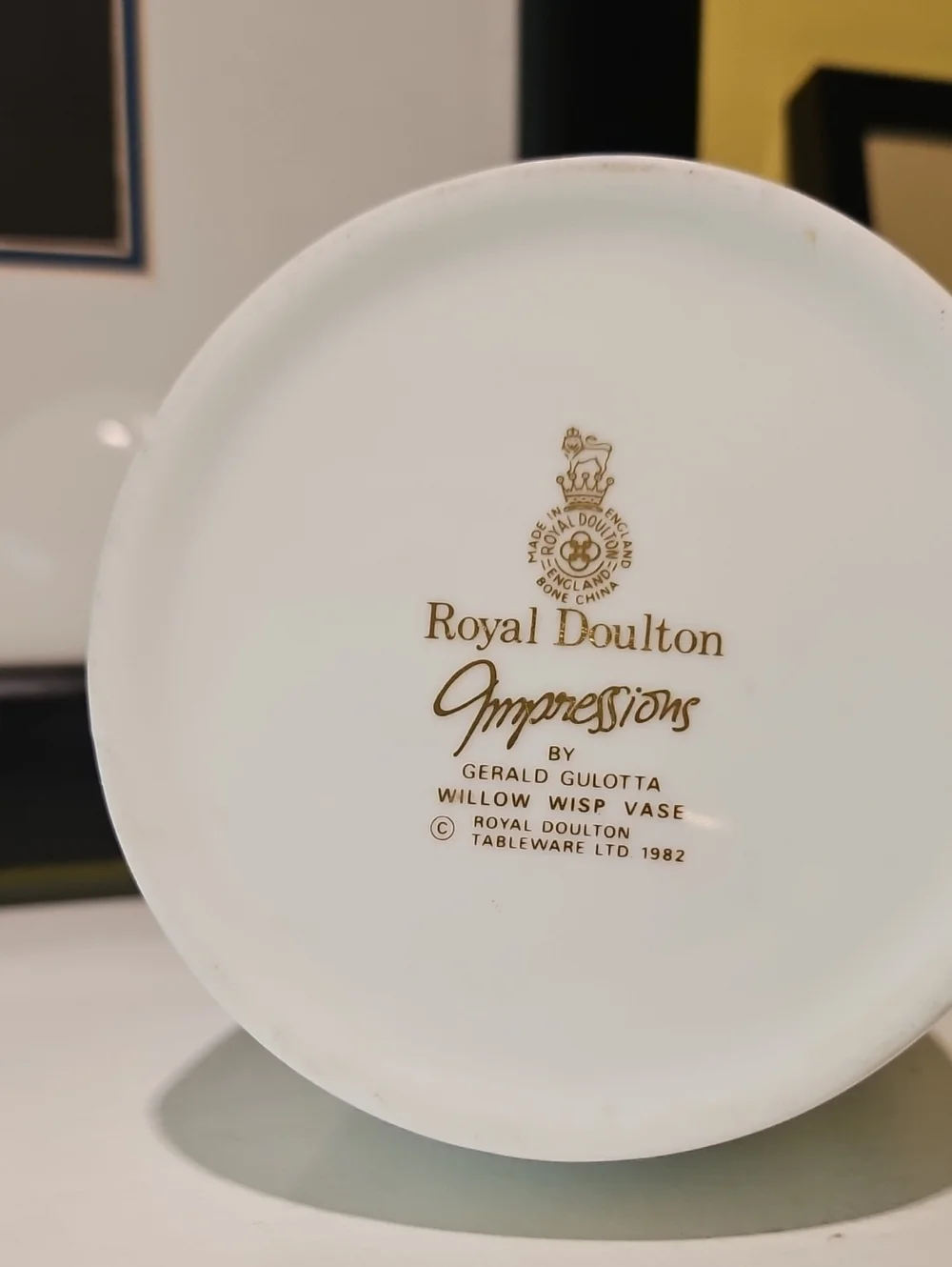 Royal Doulton - Willow Wisp Single Bud Porcelainn Vase